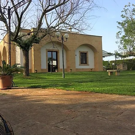 Gianpaolo Ospitale 4* Scorrano (Apulia)